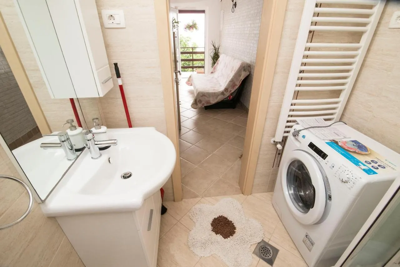 Apartment Alba Medveja 0*,