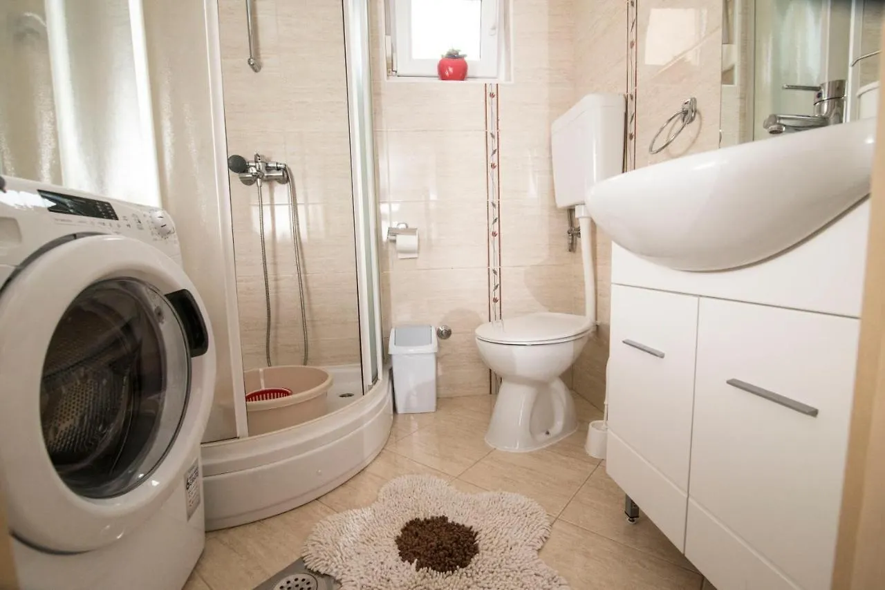 Apartment Alba Medveja