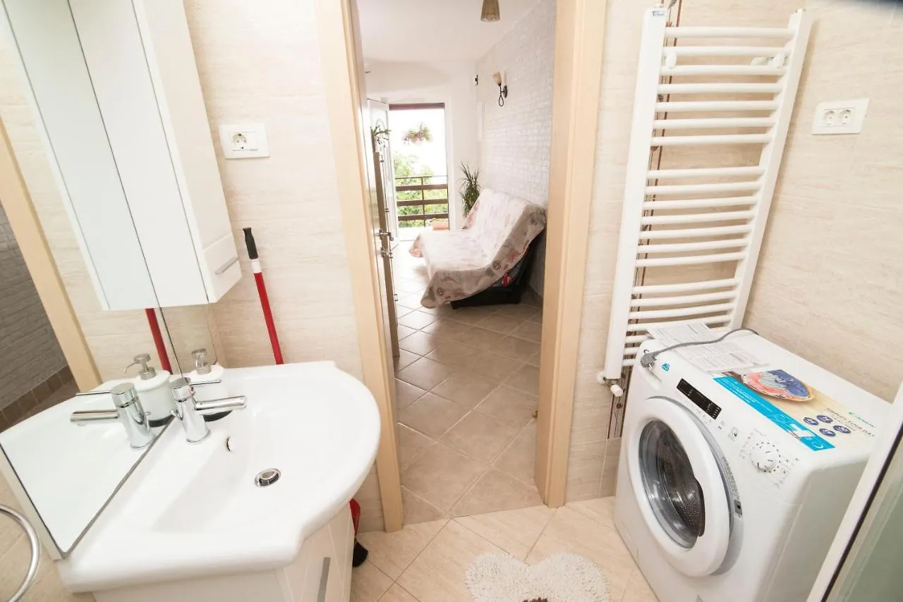 Apartment Alba Medveja 0*,  Croatia